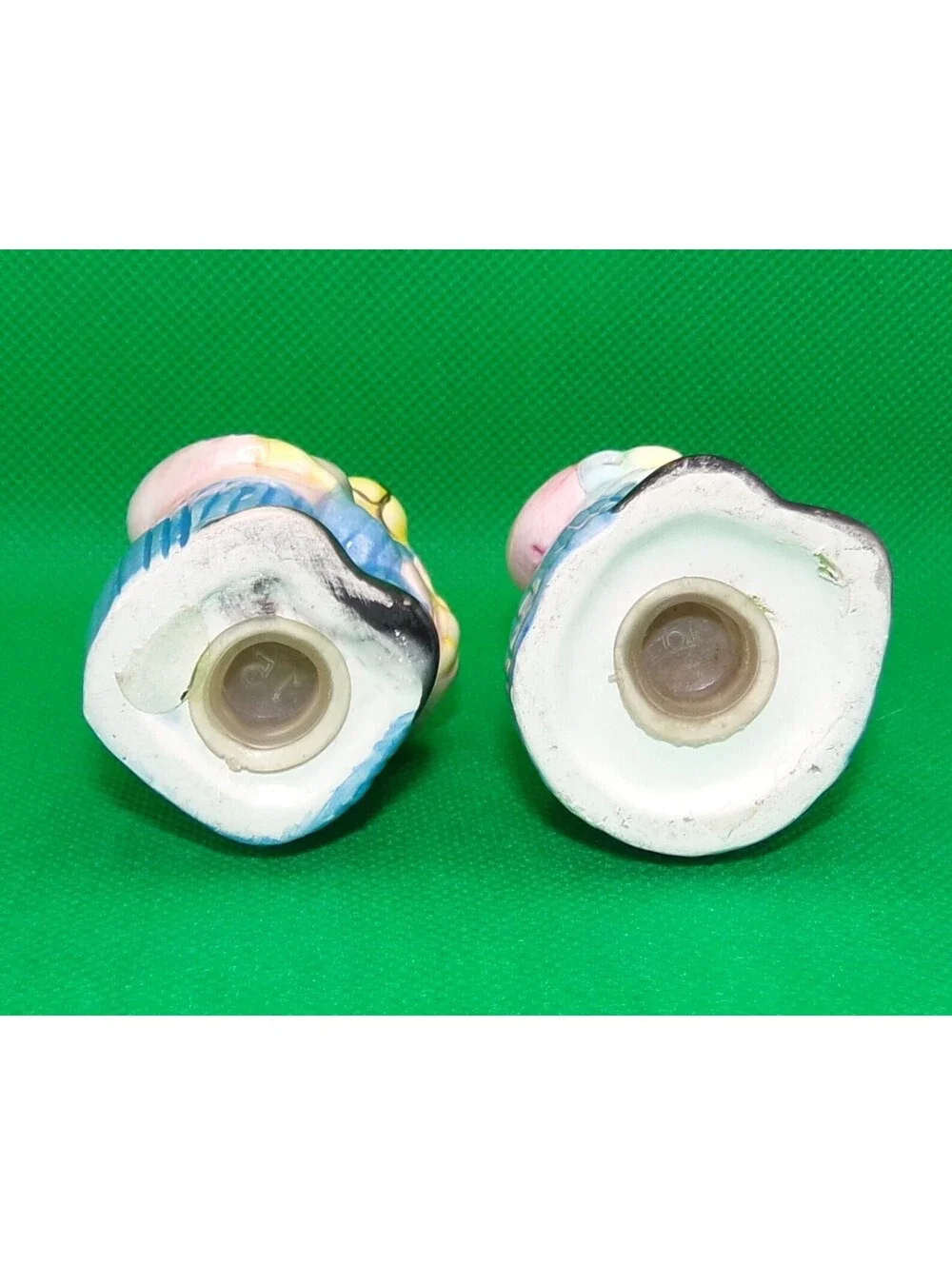 VINTAGE AVON CAT KITTEN SALT PEPPER SHAKERS SET ANTHROPOMORPHIC
